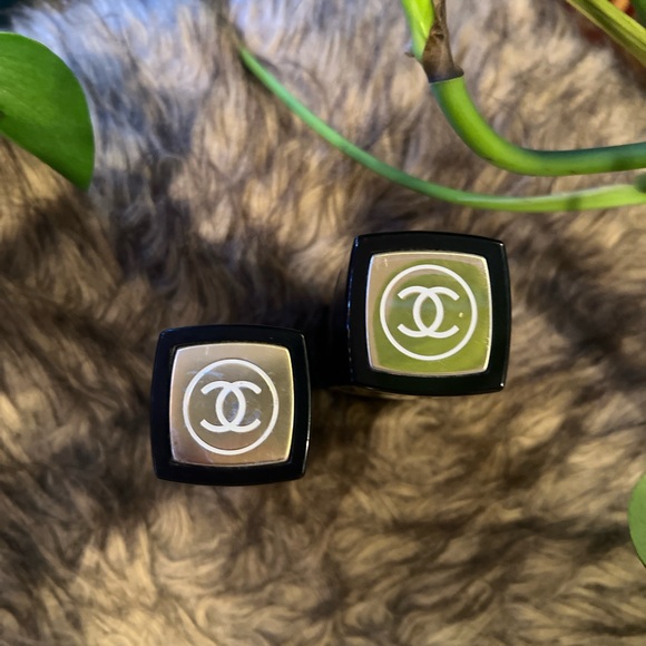 Chanel vintage Black and Gold cologne bottles - Picture 3 of 7